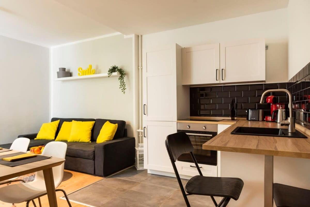 Cosy Two Br Plus Self Checkin Plus Street Parking 베를린 외부 사진