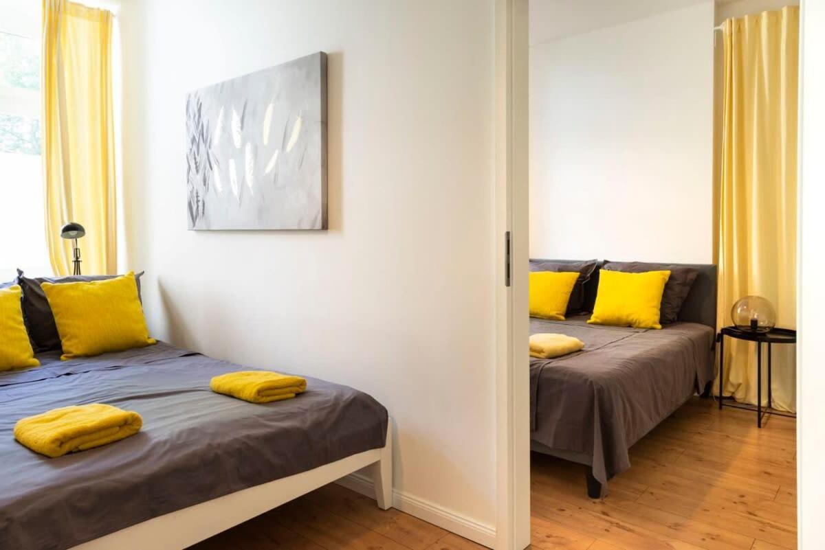 Cosy Two Br Plus Self Checkin Plus Street Parking 베를린 외부 사진